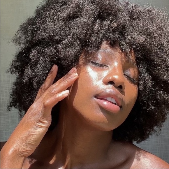 Summer Fridays Rich Cushion Cream Ultra Plumping Moisturizer - Picture 6 of 7